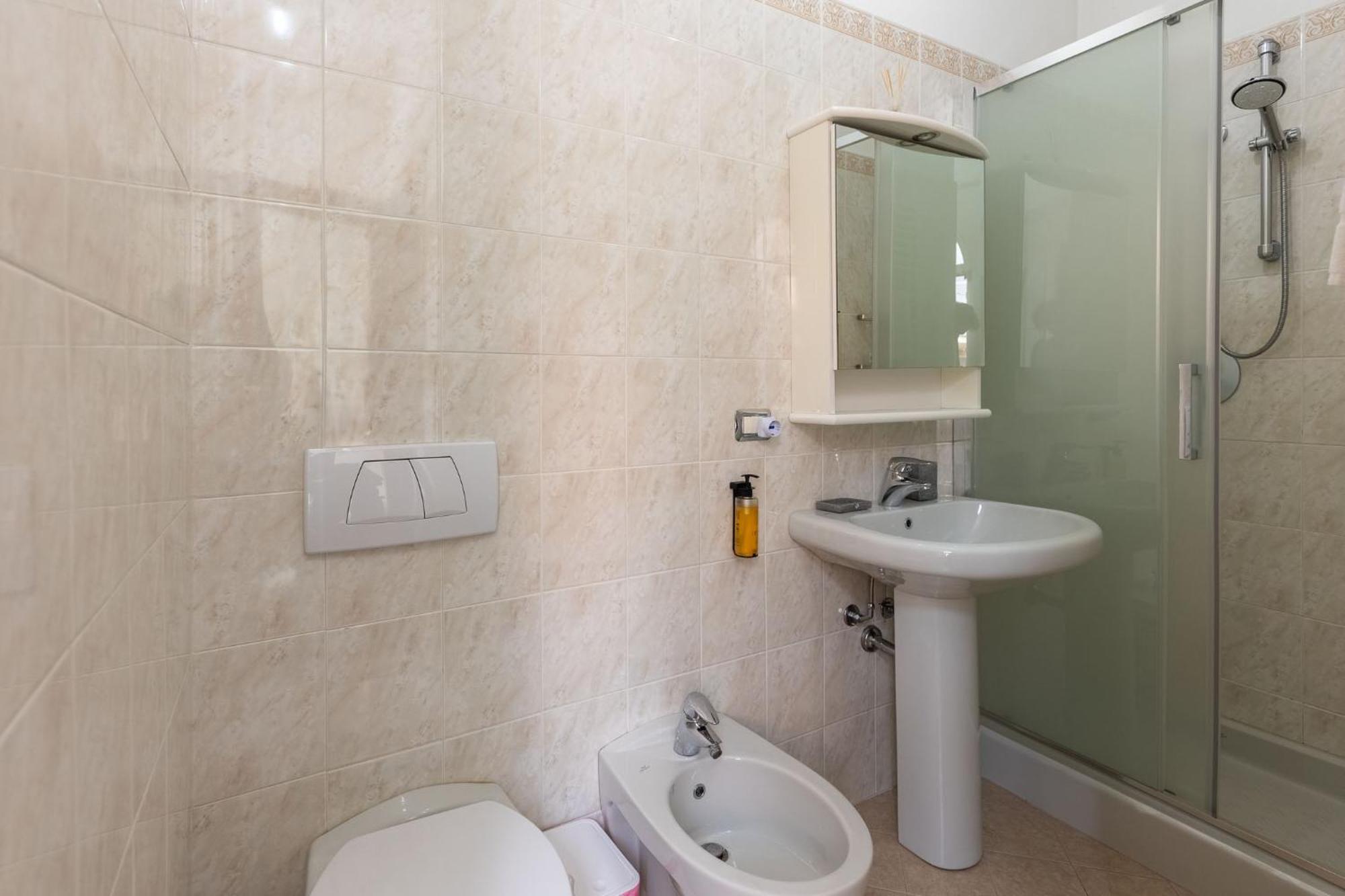 San Giacomo 4 Apartment Lecco Exterior photo